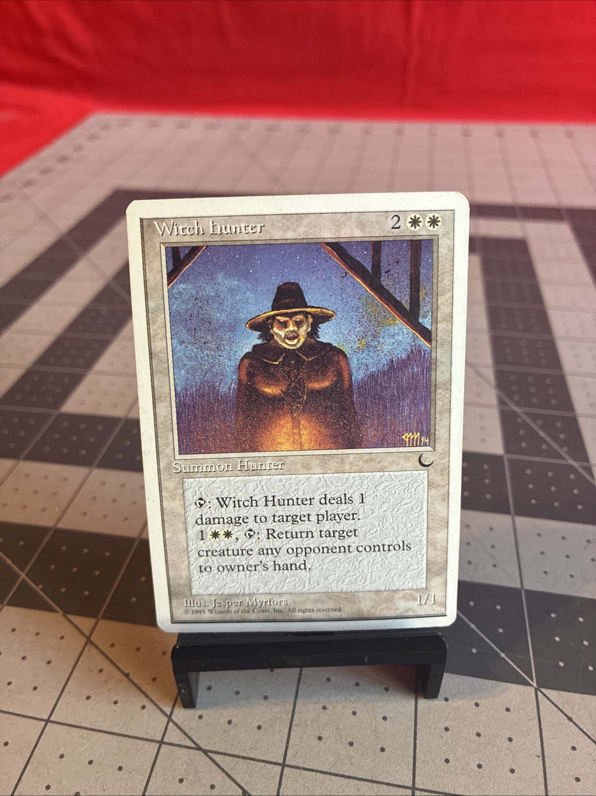 Vintage 1995 MTG Chronicles Witch Hunter Card