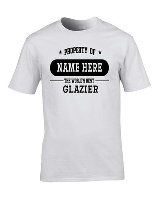 WELTBESTES PERSONALISIERTES ''PROPERTY OF'' HERREN-T-SHIRT AUS GLASUR