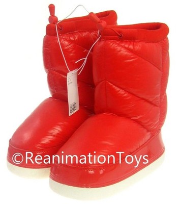 H&M Big Puffy Red Anime Cartoon Astro Boy Boots Women's Size 7 New
