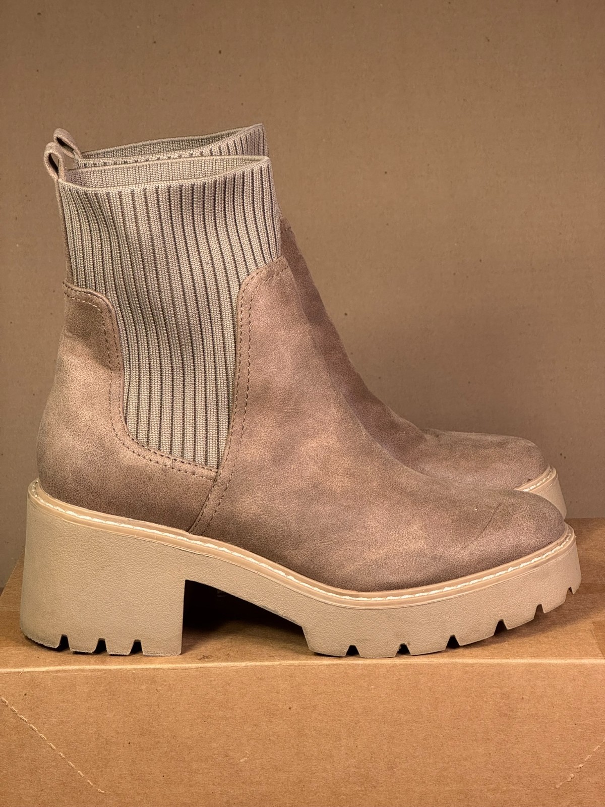 Botas Chelsea Mujer Dolce Vita Plataforma Talla US 9 – Botines Pull-On