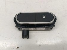 MERCEDES-BENZ GLB X247 Schalter sitzheizung A1779056800 1.33 2024 30621658