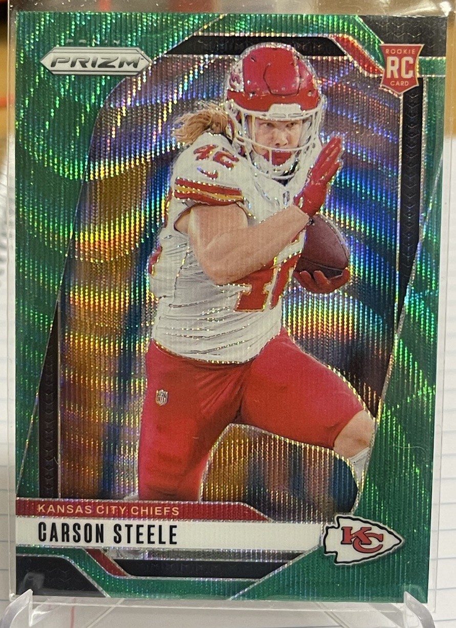 2024 Panini Prizm - Rookies Carson Steele #377 Green Wave Prizm (RC) CHIEFS