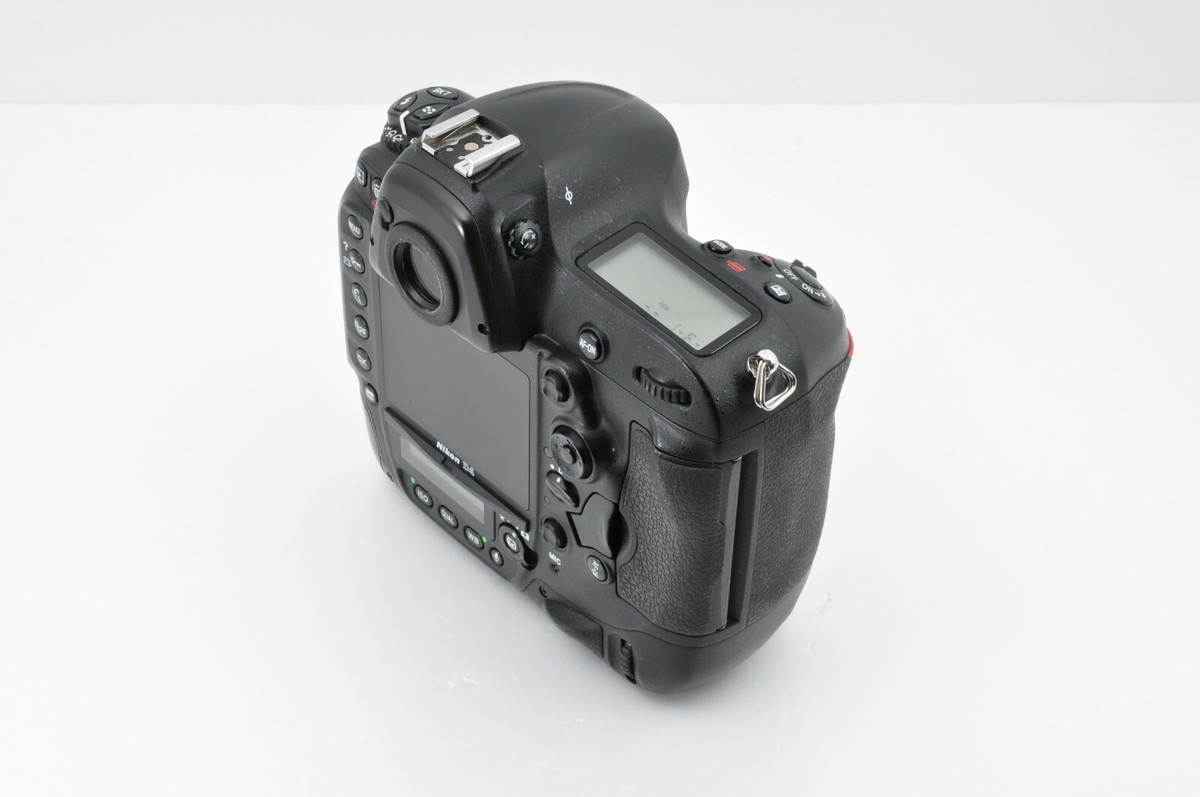 ショット数16189!元箱付き。■ほぼ新品■ NikonD4 ボディ ショット数16189!元箱付き。□ほぼ新品□ NikonD4 ボディ カメラ