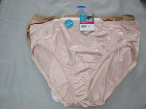 Radiant Vanity Fair 3 Pack Light Control Hi-Cut Under Shapers Size 5X