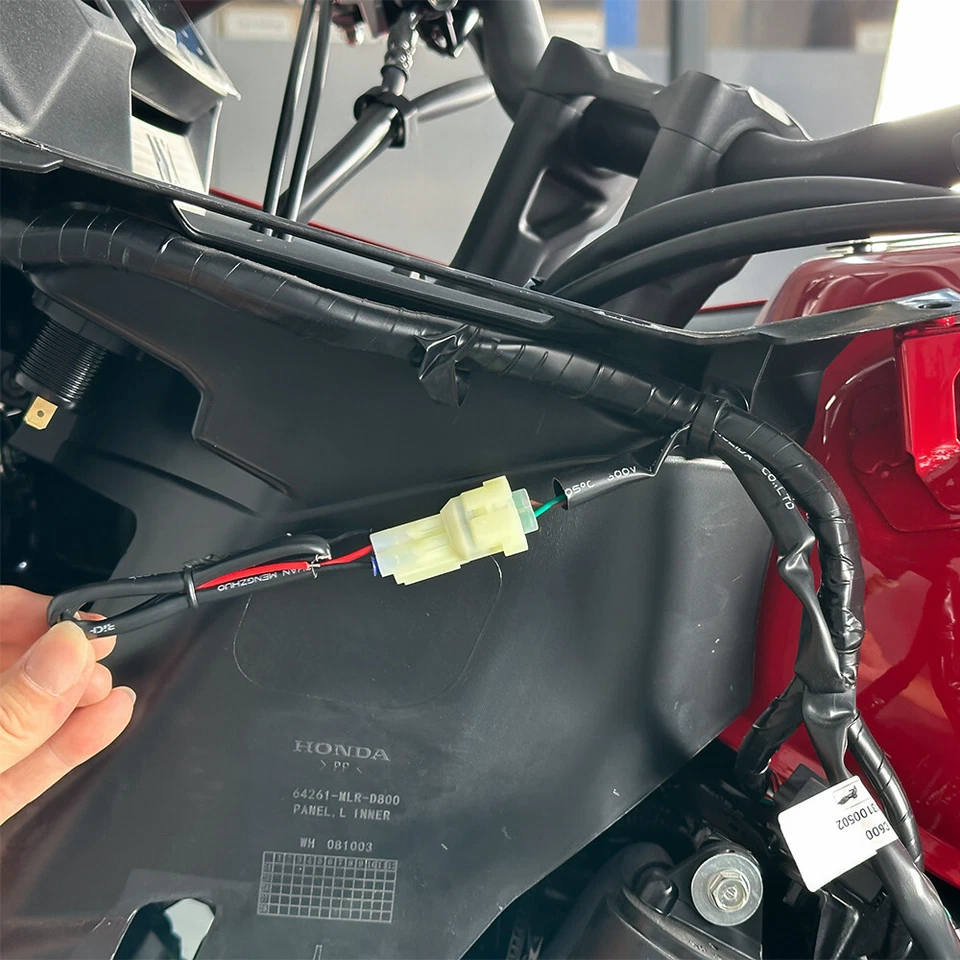 Conector de enchufe auxiliar cable de enchufe para HONDA CB500F CB500X CBR500R 2013-2023 Foto 3 de 4