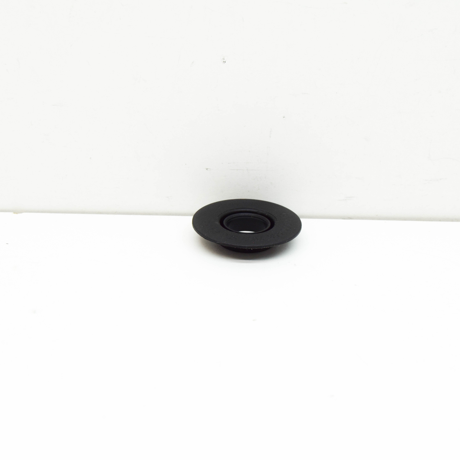 MB GLE W167 Floor Mat Rear Right Snap Fastener A0009982077 NEW 