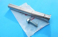 HONDA CM250T CM400T CM400A - NEW STAINLESS STEEL CENTRESTAND PIVOT SHAFT & BOLT