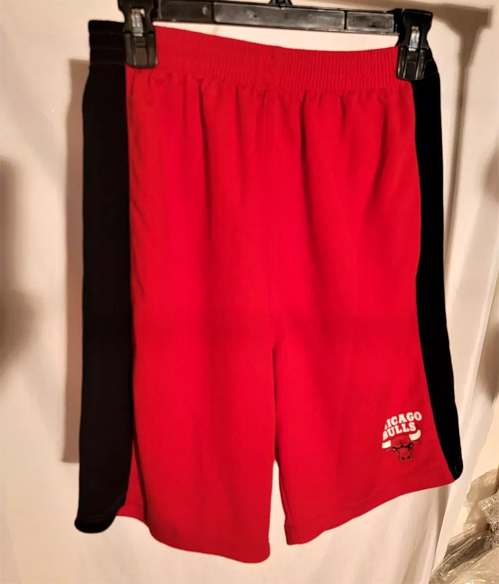NBA Youth Red black Chicago Bulls Shorts size XL 16 18 eBay