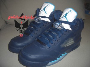 turquoise jordan 5