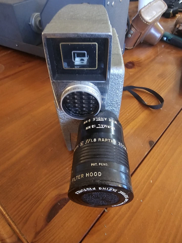 Revista de colección Revere Eye Matic modelo ocho CA-7 8mm Cine Wollensak F1.8 zoom Foto 2 de 4