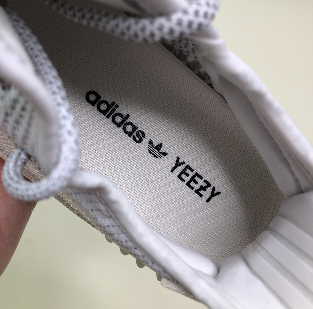 adidas gazelle silver green womens adidas Yeezy Boost 350 V2 (Static) 4.5