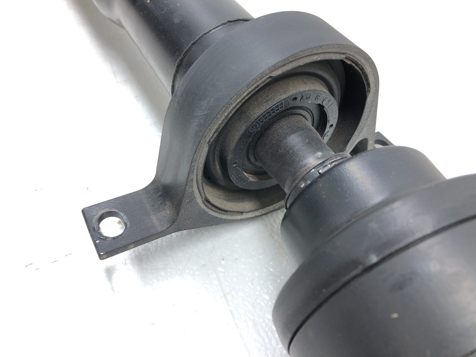 2014-2019 MASERATI GHIBLI SQ4 AWD REAR DRIVE SHAFT OEM.