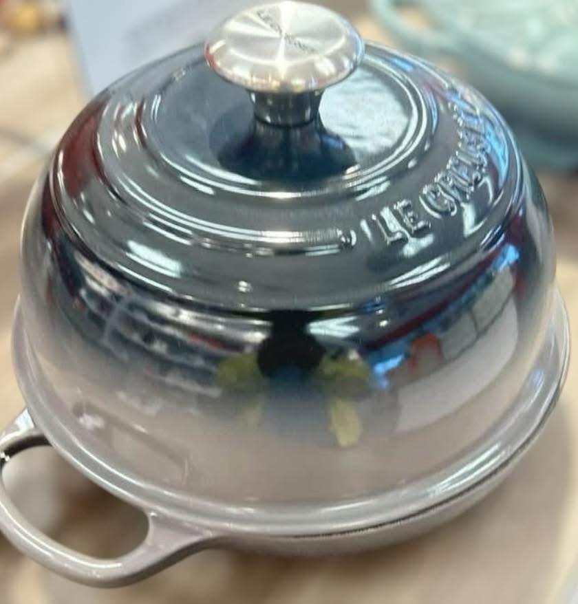 Le Creuset Signature Enameled Cast Iron 1.75 qt Bread Oven Flint