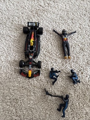 Sergio Perez F1 1/43 Burango Model Figures Pit Crew O2536