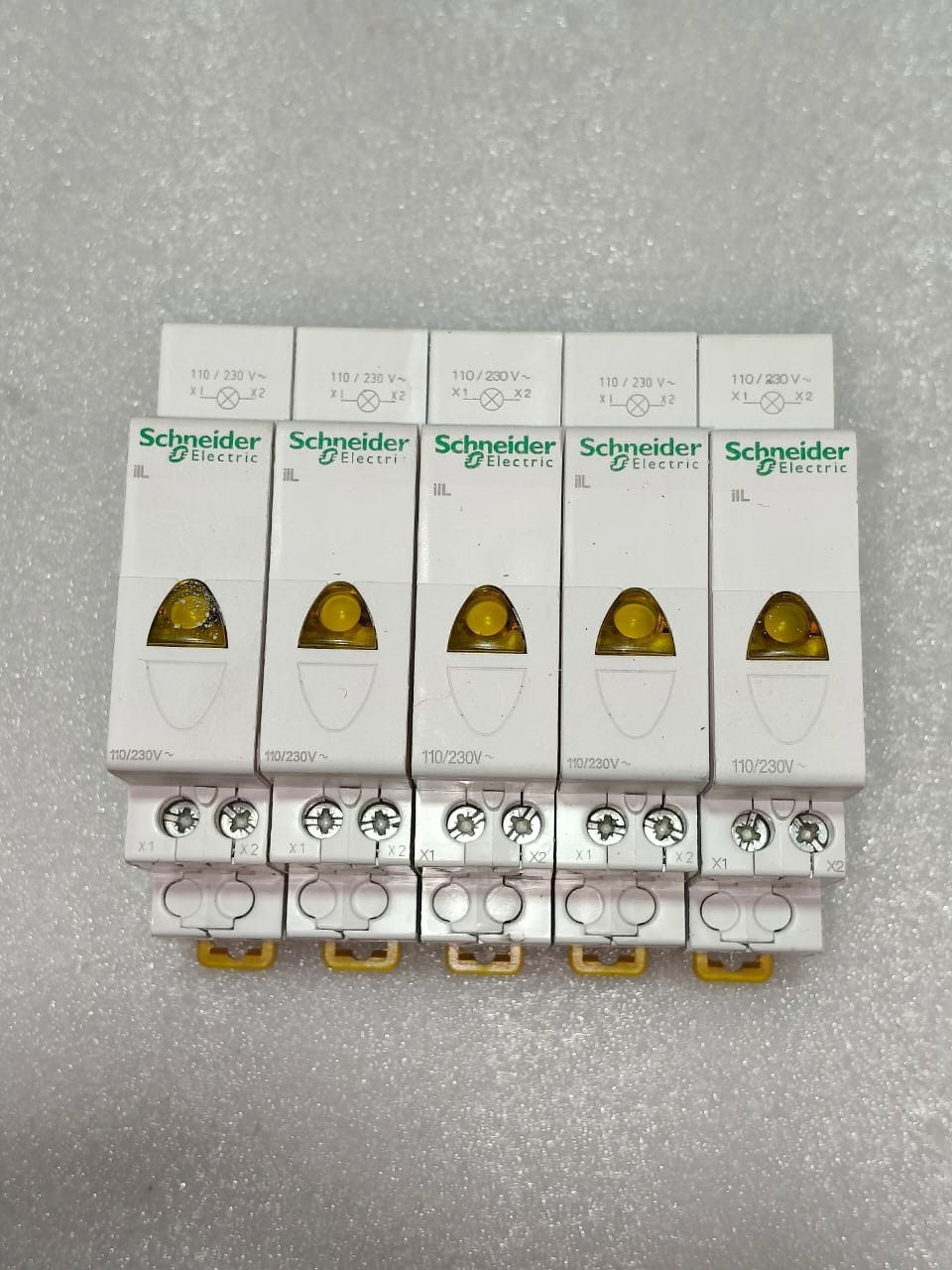 SCHNEIDER ELECTRIC 110-230V YELLO SINGLE INDICATOR LIGHT PACK OF 5 PCS