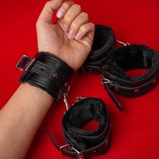 US Soft Furry PU Leather Wrist Handcuffs Adjustable Slave Roleplay Bondage BDSM