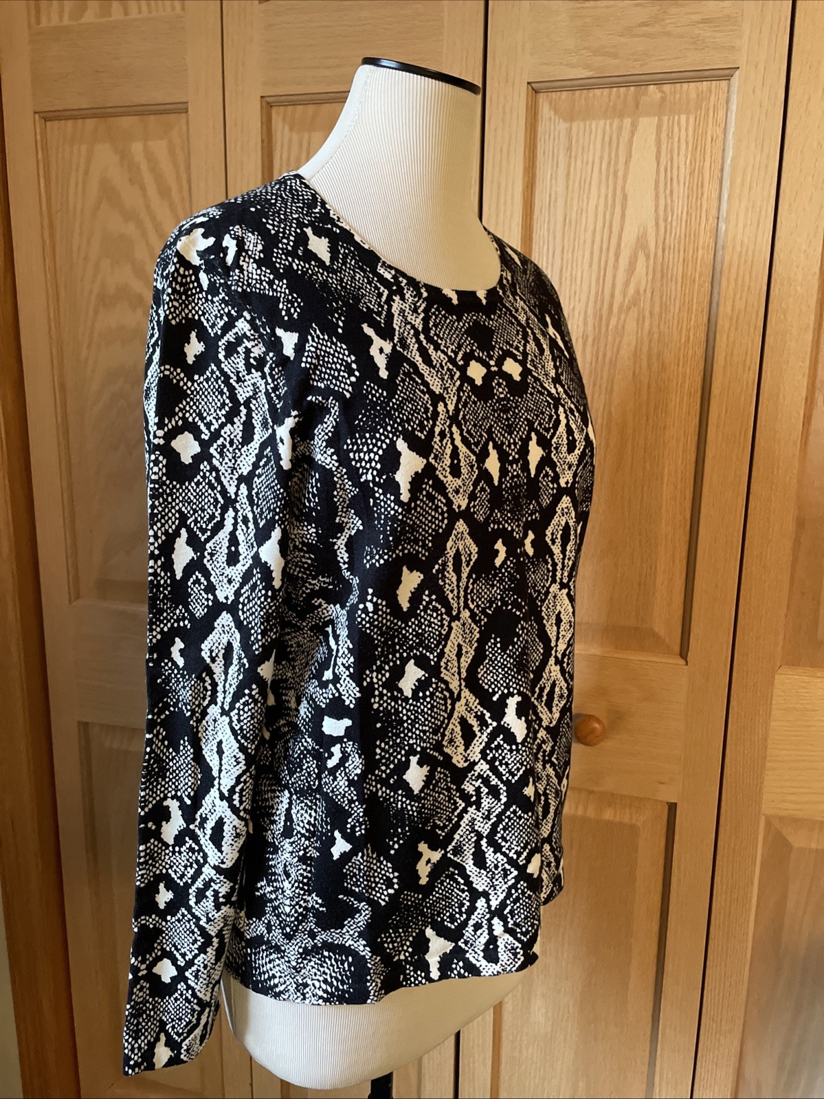 McLaughlin Black White Snakeskin Python Stretchy … - image 18