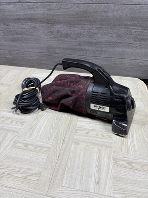 #ad Royal Dirt Devil Model 500 Hand Held Vacuum Cleaner Red Corded Electric Tested $31.98