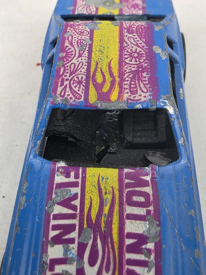 De colección 1974 Hot Wheels Flyin Low Lowdown MonteCarlo azul Redline color volador Foto 3 de 4