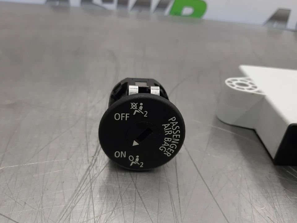 BMW Engine ECU / CAS Kit F07 5 SERIES GT N57 Diesel AUTO 0281017079 / 8511372 - Image 4 of 4