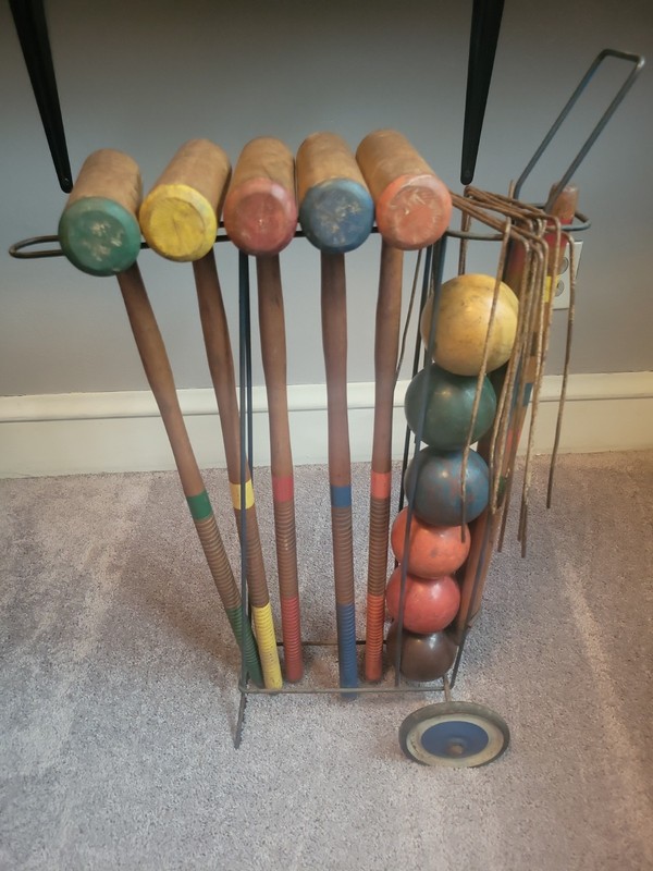 VTG Wooden Croquet Set w/ Metal Cart