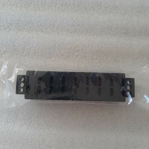 Terminal Block Power First TG308 8 Circuit 30A/600VAC Torque Force 12 lb-in - Picture 2 of 2