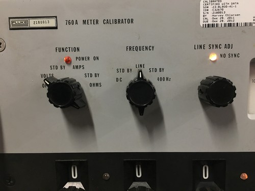 Fluke 760A Meter Calibrator AD/DC Voltage/Amps-Resistanc/Ohms RARE ITEM - Picture 8 of 10