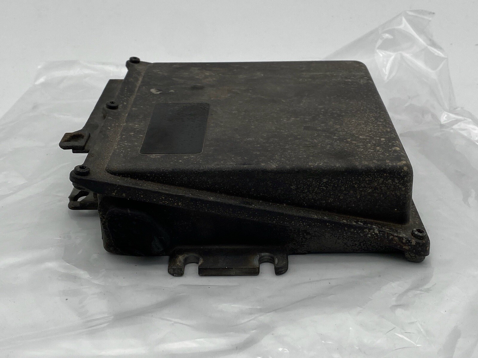 1995 Ferrari 355 F355 Spider Motronic 2.7 Electronic Control Center Ecu 950918