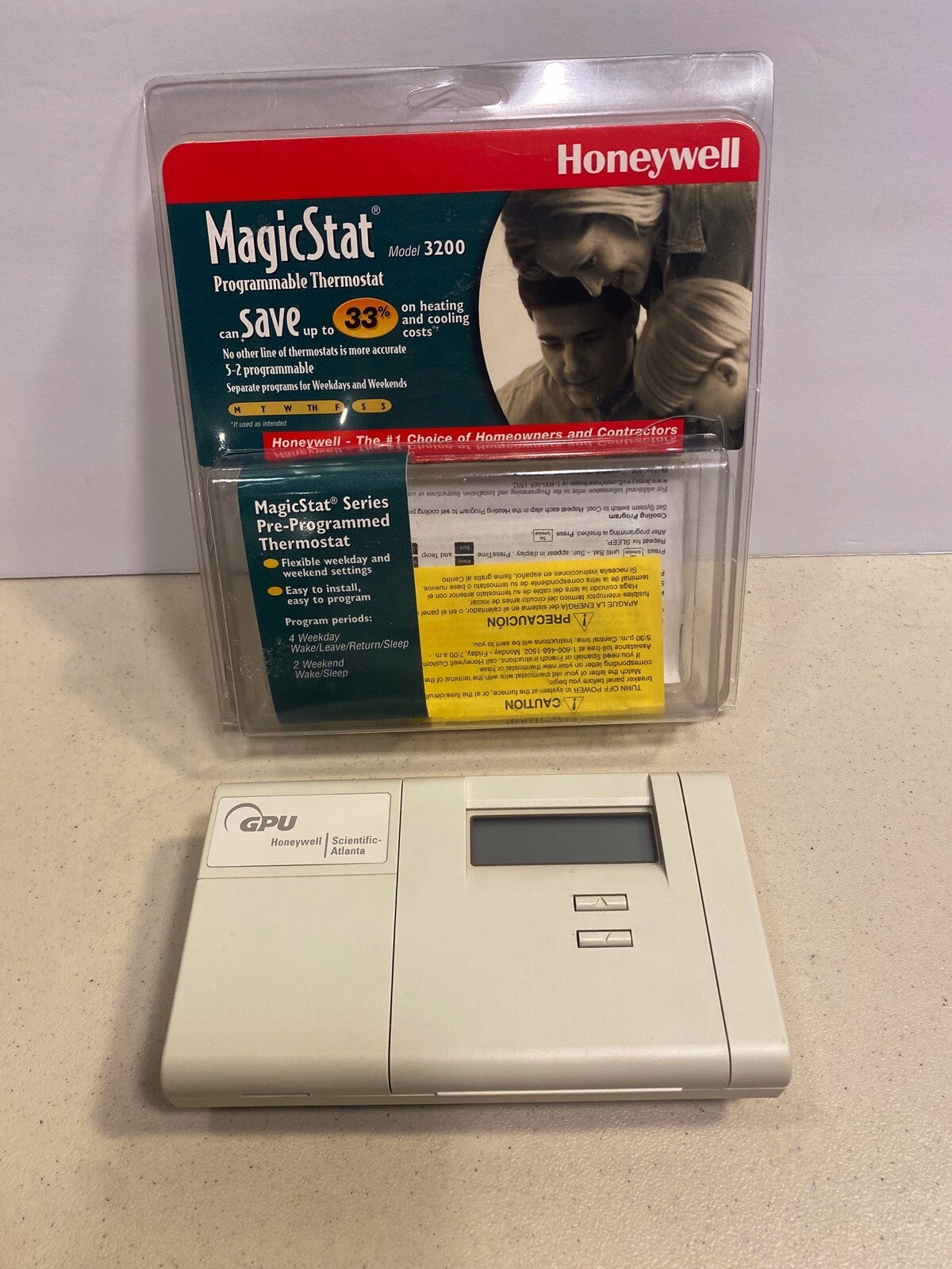 Honeywell Magicstat 3200 Programmable Thermostat Used with Package