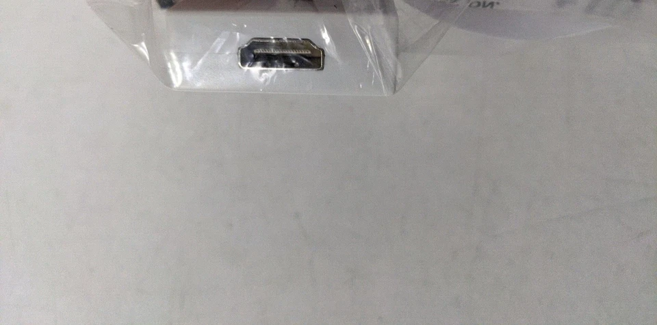 Tripp Lite P137-06N-HDMI Mini DisplayPort to HDMI Adapter - Image 4 of 4