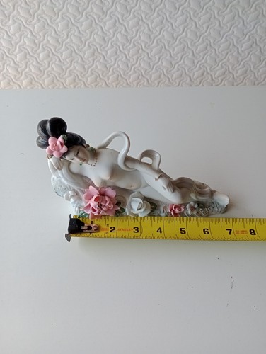 Japanese Geisha Porcelain Figurine Statue Floral Collectors - Picture 11 of 14