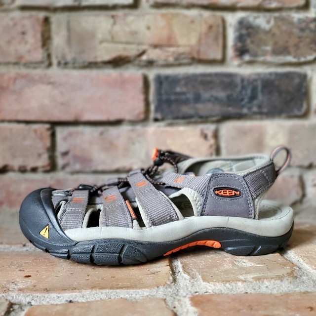 KEEN Mens Size 10 Shoe Sandal Newport 