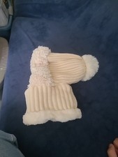 3-in-1 Women Knit Hat Winter Beanie Thermal Neck Gaiter Hooded Beige. NEW.