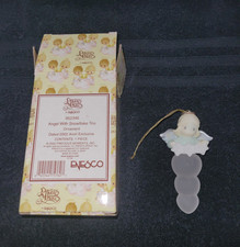 Precious Moments Angel With Snowflake Trio Ornament 952346 2002