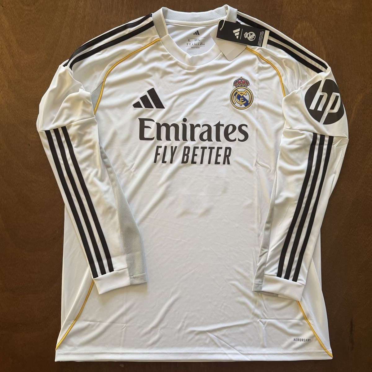 adidas Real Madrid 25/26 Home Jersey VALVERDE #8 Long Sleeve