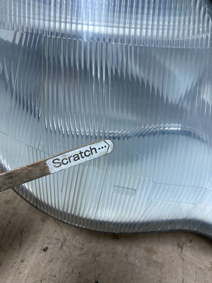 Faro halógeno pasajero derecho Mercedes-Benz Clase C 2001-2004 OEM Q2730 DW Foto 4 de 4