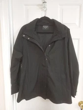 Athleta Rainout Sutro Trench With Zipper Snaps & Inside Draw String Black XL