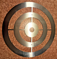 AXEBOOK | Sprühschablone Zielscheibe Doppelaxtwerfen – Alu 3 mm – für 50mm Bulls