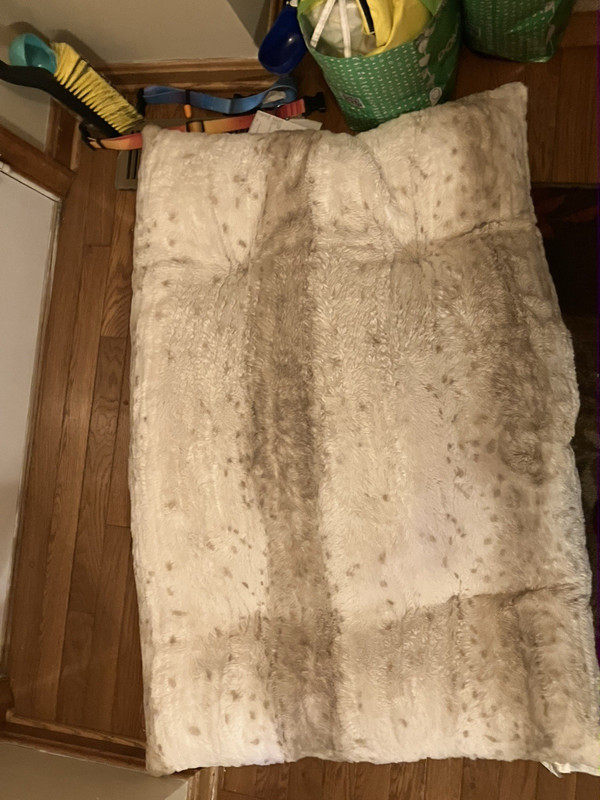 Rectangular Tufted Striped Fabric Back Cushion Beige/Brown Kids Bedroom