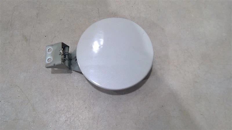 Chevrolet Spark 2016-2022 tanque de combustible conjunto de puerta de llenado con retención 95242111 Foto 2 de 4