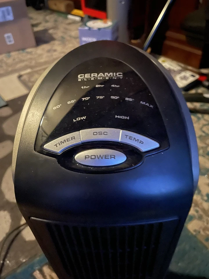 Calentador de torre de cerámica Lasko Foto 2 de 4