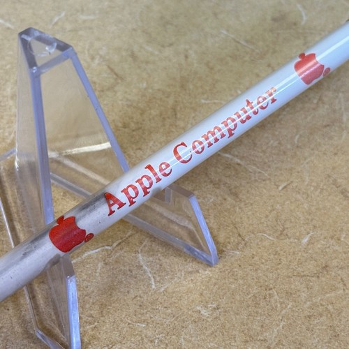 APPLE Computer CRAYON _ RARE FIND _ Apple II Macintosh era - Photo 2/7