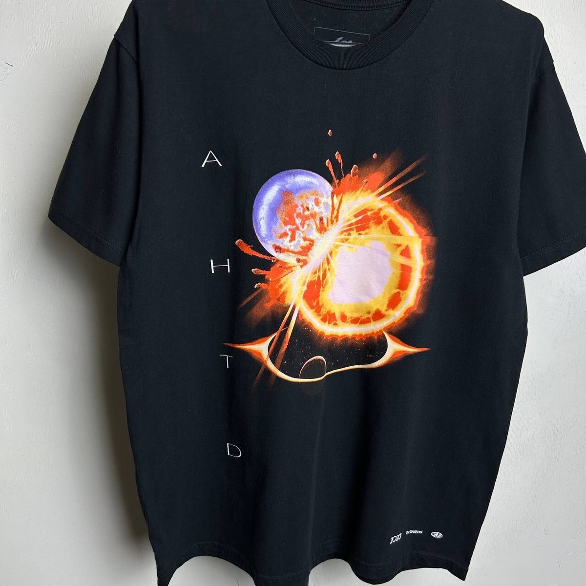 激レア THE WEEKND XO Tシャツ Sサイズ 激レア THE WEEKND XO Tシャツ Sサイズ - メルカリ