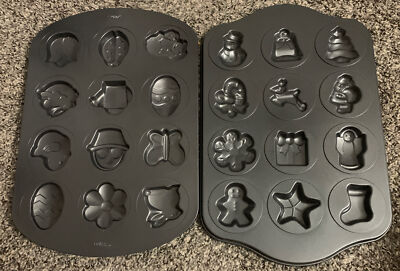 Wilton Easter Cookie Baking Pan 16.5'' x 11.25'' & Christmas Pan