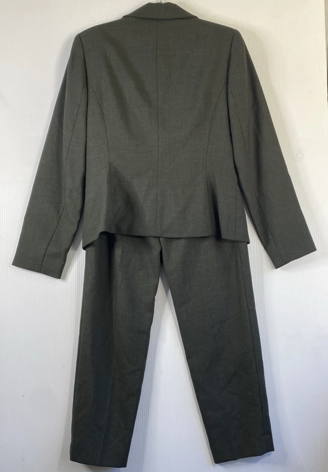 Ann Taylor Pant Suit Size 6 Zip Close Jacket Lined Straight Leg Hi Rise Pant NWT - Image 2 of 4