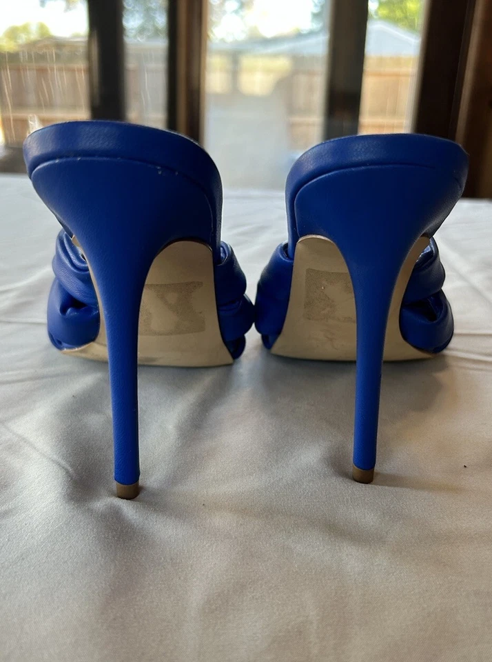 3 pares de sandalias de cuña para mujer de tacón 9,5 Steve Madden Dots azules Foto 4 de 4