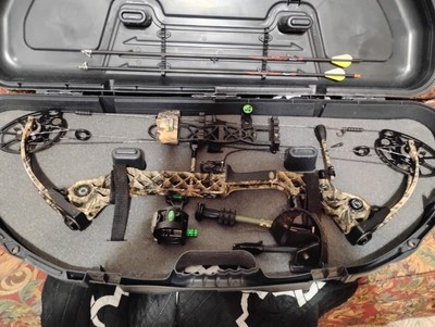 Mathews Archery Monster Chill R 26  Draw 85% Let off with 70lbs  Limbs
