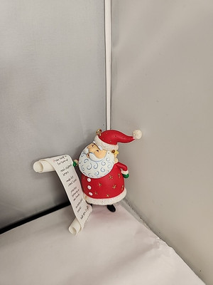 2004 Hallmark Keepsake Santa So Much To Do Ornament
