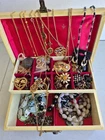 VINTAGE COSTUME JEWELRY MIXED LOT WITH MUSICAL JEWELRY BOX