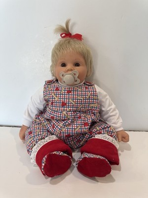 Lee Middleton Original Doll Reva 1999 Blonde Baby W/Original Outfit 20 